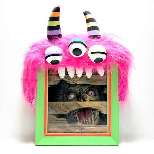 Halloween Monster Frame by Dana Tatar for Scrapbook Adhesives by 3L