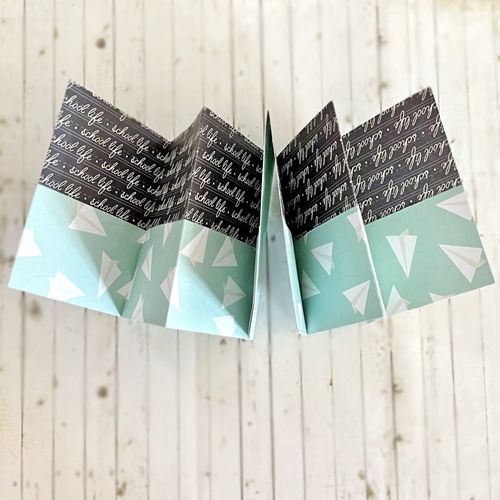 Triple Pocket Mini Album · How To Make A Scrapbook · Papercraft on