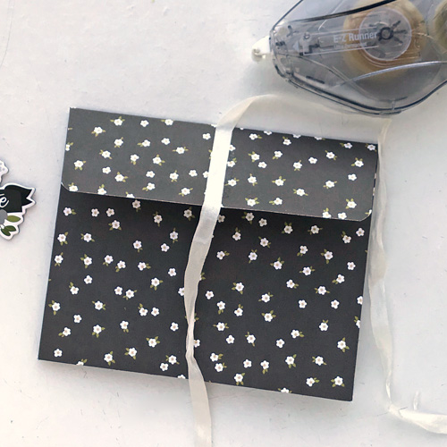 Folio Pocket Wedding Card by Judy Hayes for Scrapbook Adhesives by 3L