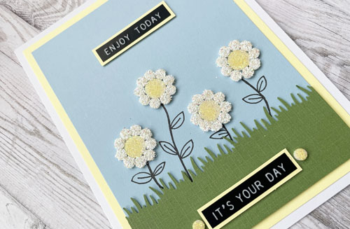 Glittered Daisy Card by Yvonne van de Grijp for Scrapbook Adhesives by 3L 