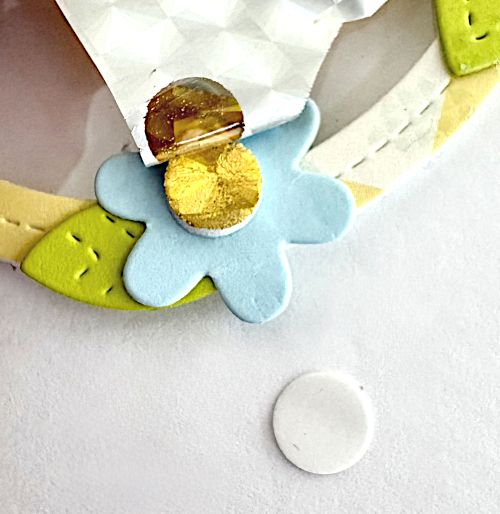 Bag Shaker Charm by Margie Higuchi for Scrapbook Adhesives by 3L